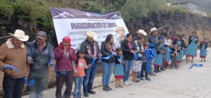La Perla fortalece su desarrollo con nueva pavimentación que impulsa el turismo y la actividad productiva