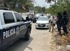 Ataque armado deja tres policías lesionados y dos agresores abatidos en Poza Rica