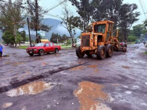 Supervisarán tramo carretero Ojo Zarco–Clínica de PEMEX
